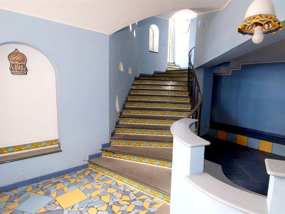 Oasi Azzurra Aparthotel Messina Exterior foto