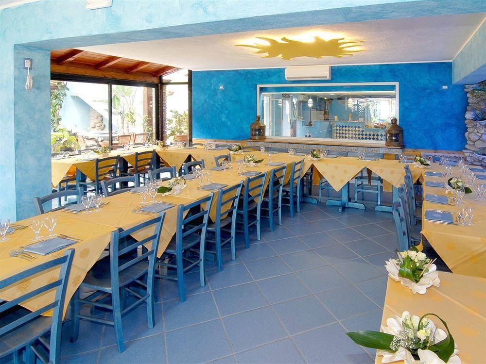 Oasi Azzurra Aparthotel Messina Exterior foto